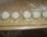 A picture of step 3 of Samosa.