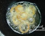 A picture of step 3 of Crispy Onion Rings with Za'atar (Thyme).