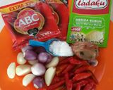 Foto langkah ke 2 dari resep Tongkol kecap puedessss.