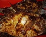 Foto langkah ke 5 dari resep Ikan gurame bakar teflon.