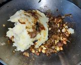A picture of step 6 of Masala dosa.