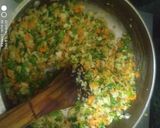 A picture of step 2 of Manchow soup.