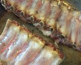 Foto del paso 2 de la receta: Costillas de cerdo al vino tinto y tostadas al ajo y oliva 