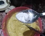 A picture of step 2 of Laddu pithi with chutney.