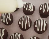 A picture of step 6 of Oreo Truffles (3 ingredients).