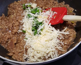 Foto del paso 7 de la receta: Risotto de boletus con jamón crujiente