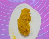 Foto langkah ke 4 dari resep Roti Labu Kuning Tanpa Ulen.