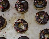 Foto langkah ke 6 dari resep Kukis Donat.