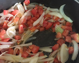 Foto del paso 3 de la receta: Camarones con calabacitas y leche de coco