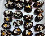 A picture of step 4 of Kunafa Dates.