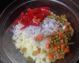 Foto del paso 2 de la receta: Boquerones fritos con papas aliñás