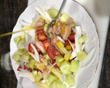 Foto del paso 4 de la receta: Ensalada de la huerta con atún en aceite de oliva