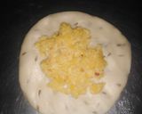 A picture of step 4 of Aloo ki tarkari daal ki kachori k saath.