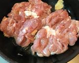 A picture of step 2 of Ginger soy sauce chicken with honey.
