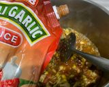A picture of step 3 of Hot and sour soup.