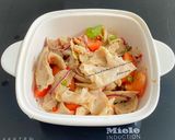A picture of step 1 of Chicken Breast Rolled & Rice Papers Salad.