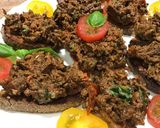 Paradicsomos-vargányás pesto recept fázis 2 fotója