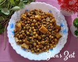 A picture of step 4 of Green Pigeon Peas Aloo and Methi Sabzi.