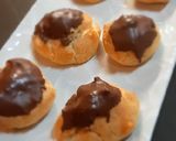 Foto del passaggio 4 della ricetta Bigné alla crema e cioccolato