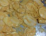 आलू की कुरकुरी पकोड़े (Aloo ki kurkuri pakode recipe in hindi) रेसिपी चरण 2 फोटो