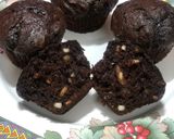 A picture of step 7 of Rich Choco Oven Cake.
