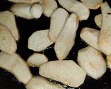 A picture of step 1 of Three Spices Arvi And Chicken Gravy.
