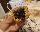 Foto del paso 6 de la receta: Magdalenas con chips de chocolate y mermelada de moras