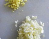 Foto del paso 2 de la receta: Espaguetis con salsa de pimientos asados y soja texturizada