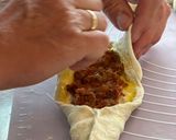 A picture of step 4 of Turkish Pide.