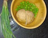 A picture of step 1 of Vegetable Green Garlic.
