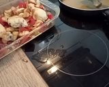 Foto del paso 3 de la receta: Jamoncitos de pollo con verduras al horno