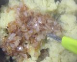 A picture of step 2 of Varenyky (Ukrainian Dumpling).
