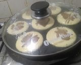 Foto langkah ke 8 dari resep Marmer Cup Cake.