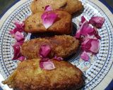 A picture of step 5 of Meethe bread rolls.
