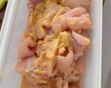 Foto langkah ke 1 dari resep Honey Mustard Chicken.