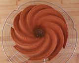 Foto del passaggio 4 della ricetta Bundt cake allo yogurt e rum🌺
