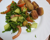 Foto del paso 3 de la receta: Buñuelos de garbanzos y verduras