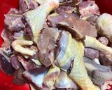 Hình bước làm 1 của món Lẩu gà lá é 🐔🌿