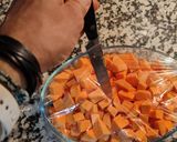 Foto del paso 3 de la receta: Pastel de boniato con frutos secos y mermelada de fresa