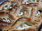 فطيره بالجبنه القريش