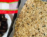 A picture of step 2 of Oats and dates nutty granola bars.