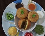 A picture of step 10 of Green peas and sabudana Kachori.