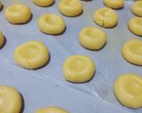 Foto langkah ke 3 dari resep Thumbprint Cookies.