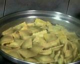 Foto del paso 1 de la receta: Raviolis de carne y pollo en salsa bechamel