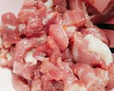Hình bước làm 1 của món Thịt heo xào cải chua