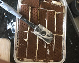 A picture of step 2 of Ice cream sandwich cake.