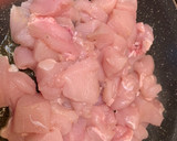 Foto del paso 1 de la receta: Pechuga de pollo con pimientos