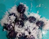 Foto langkah ke 6 dari resep Klepon Ubi Ungu.