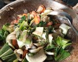 Foto langkah ke 4 dari resep Capcay goreng.
