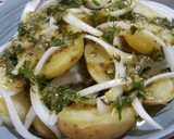 Foto del paso 4 de la receta: Patatas con aliño